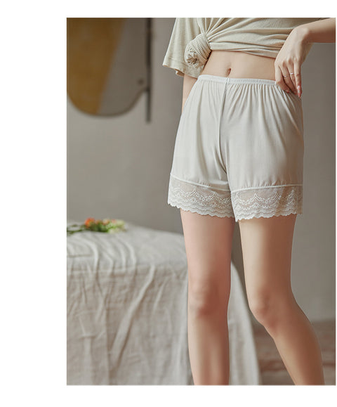 Panteazy's Womenswear shorts with lace details